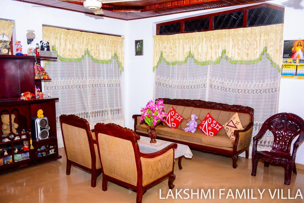 Lakshmi Family Villa Negombo Buitenkant foto